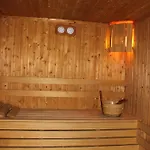Hisar Family Hotel