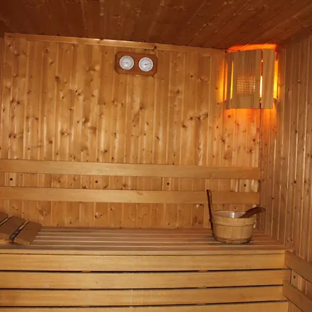 Hisar Family Hotel