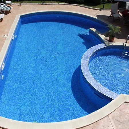 Hisar Family Хисаря