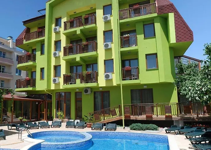 Хотел грийн хисар 3*