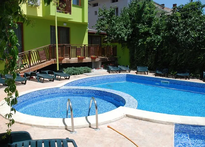 Хотел грийн хисар