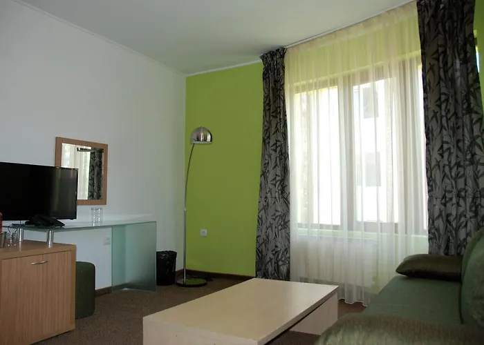 Хотел грийн хисар